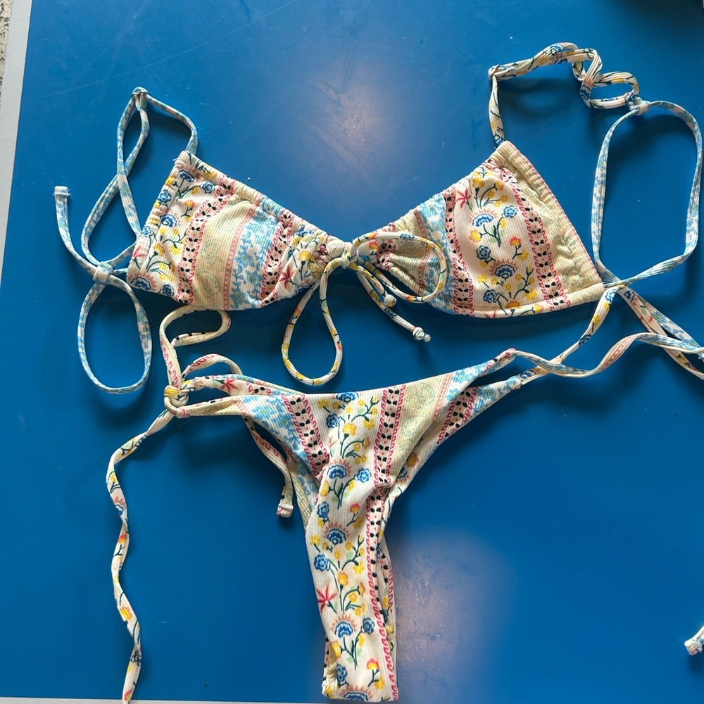 SHEIN Multicolor Floral Bikini